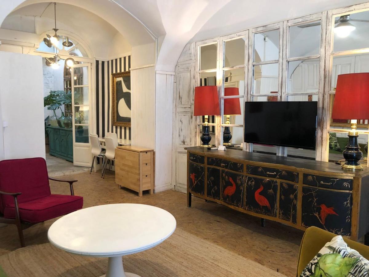Apartamentos Tukasa Vintage Caces Eksteriør billede